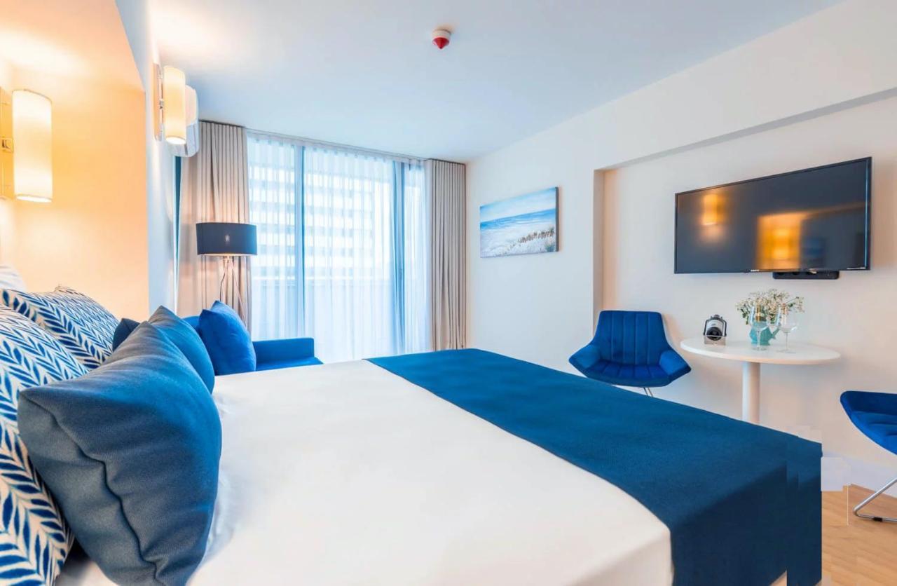 Orbi City Suite Sea View In Batumi Aparthotel Exteriör bild