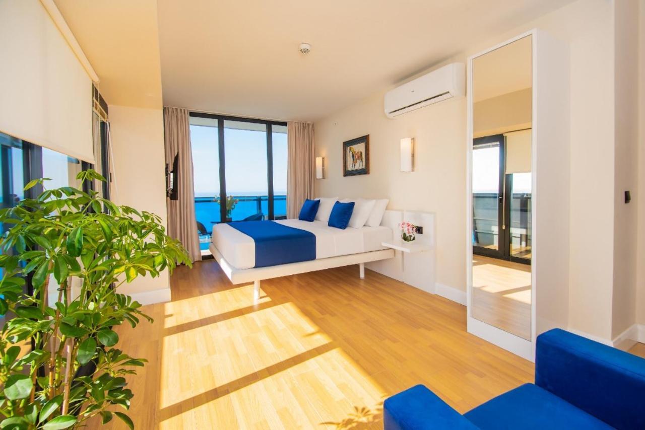 Orbi City Suite Sea View In Batumi Aparthotel Exteriör bild