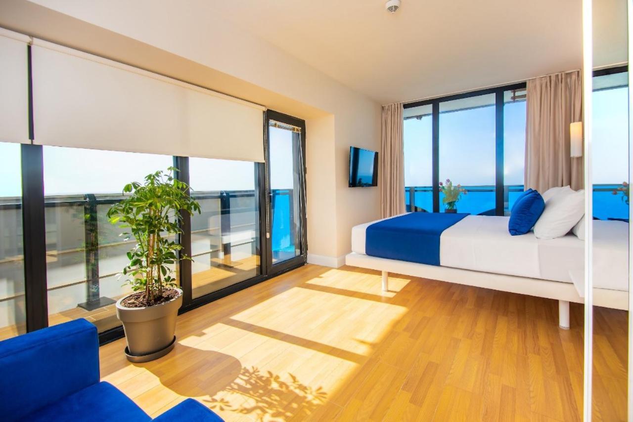 Orbi City Suite Sea View In Batumi Aparthotel Exteriör bild
