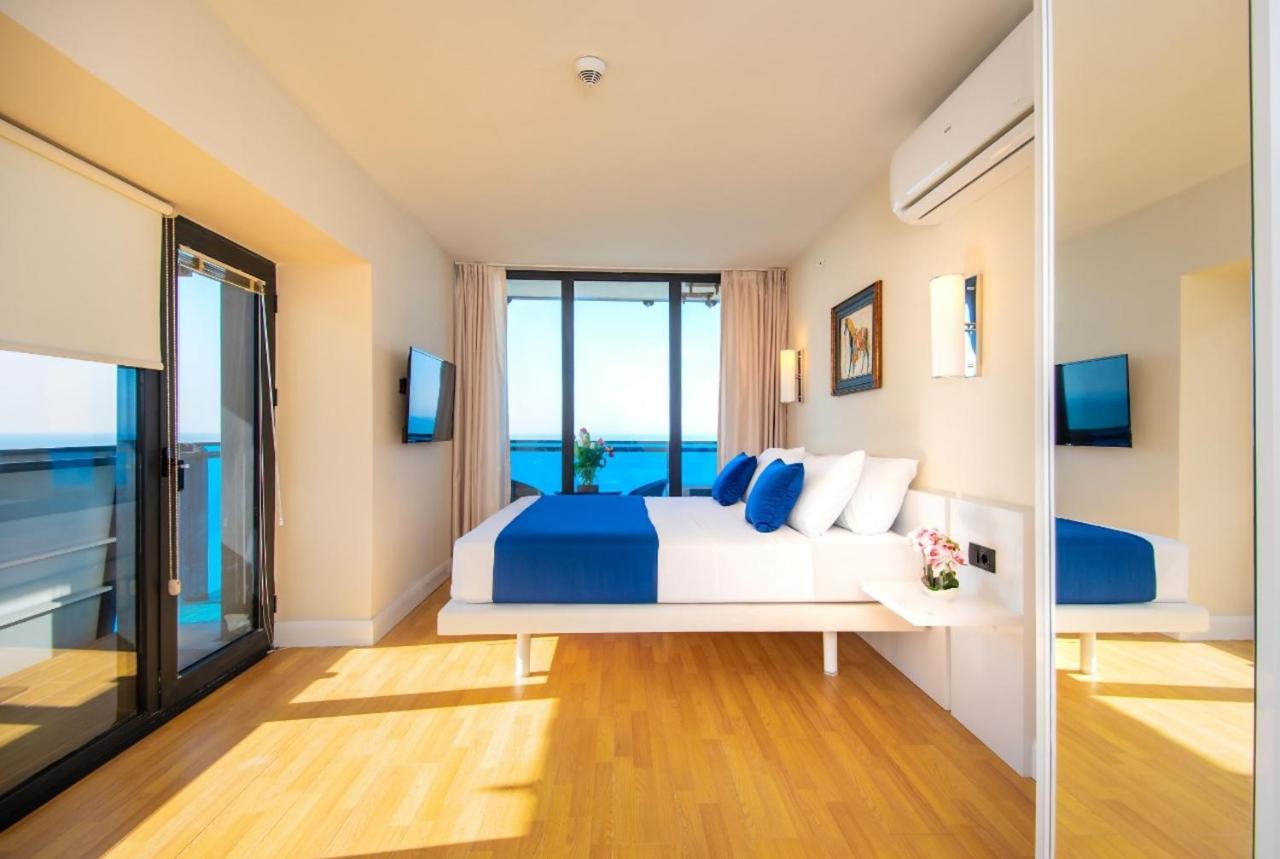Orbi City Suite Sea View In Batumi Aparthotel Exteriör bild